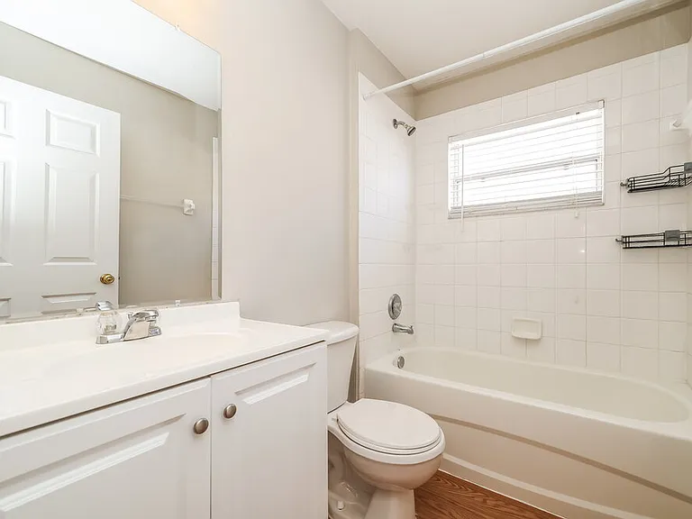 12008 Butler Woods Cir — Photo 15