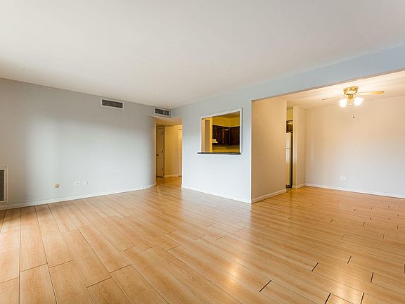 5th image of 2300 Beau Monde Ln APT 204