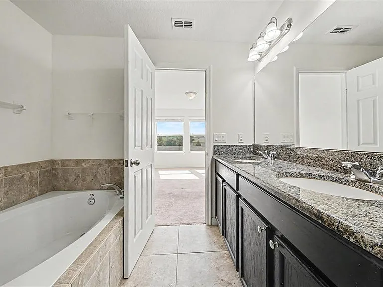 15568 Blackbead St — Photo 18
