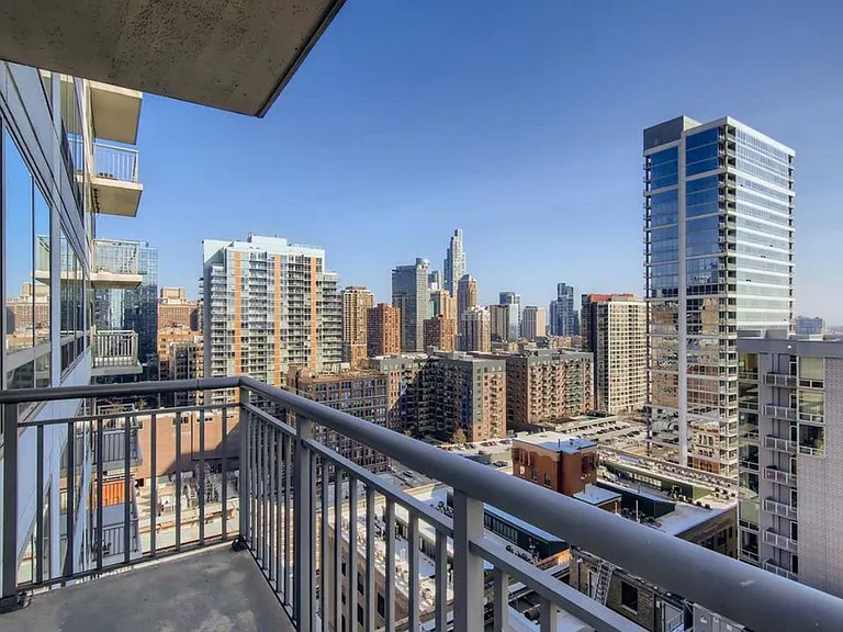 701 S Wells St #2104 — Photo 18