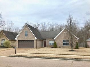 1631 Farkleberry Dr, Cordova, TN 38016