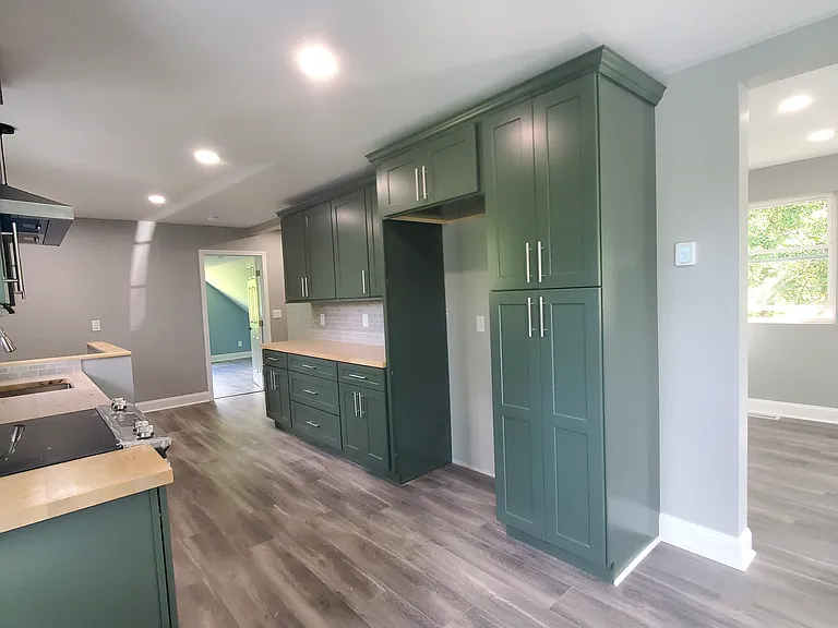 2570 Graffenburg Rd — Photo 3