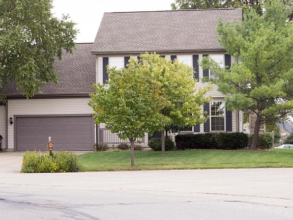 2nd image of 578 Montmorency Dr E