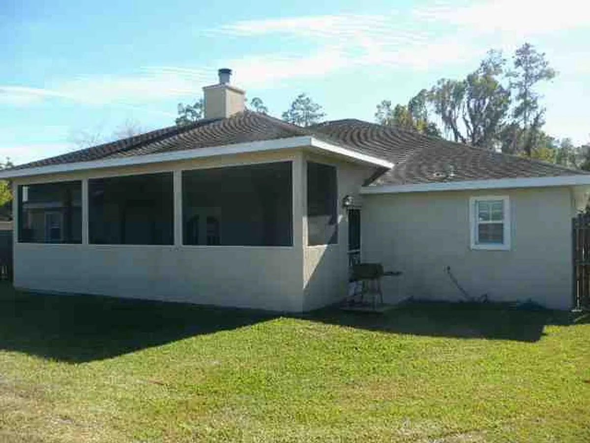 Building Photo - 2144 SW 41st Ln