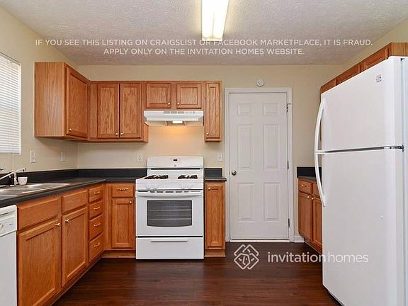 4th image of 8119 Valleyridge Dr
