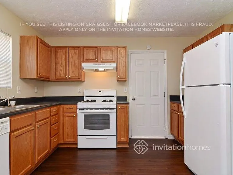 8119 Valley Ridge Dr — Photo 4