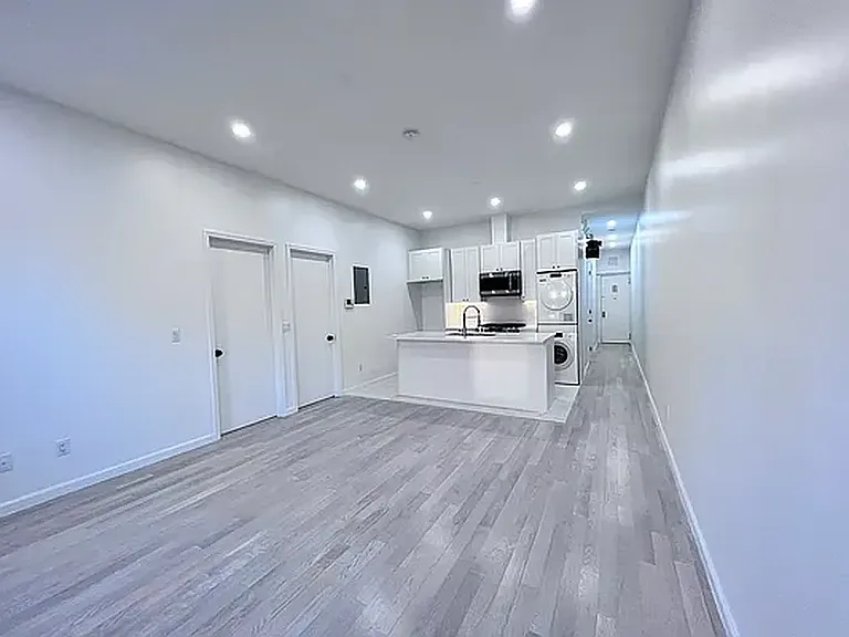 188 Wadsworth Ave #20 — Photo 8
