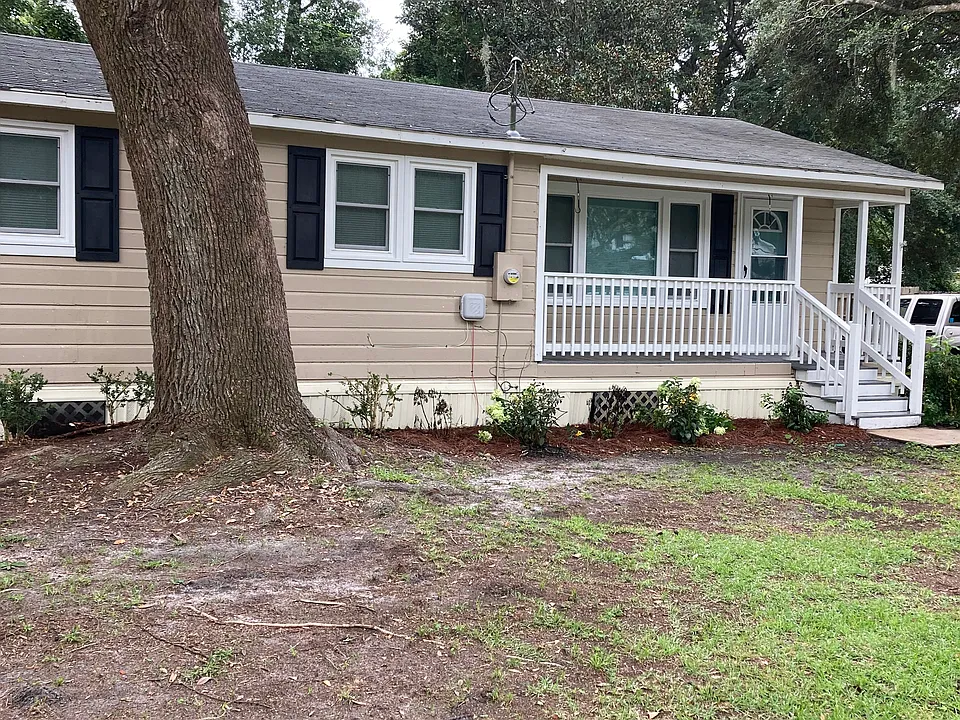 2187 Gulf Dr