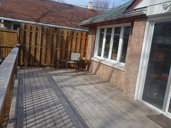 2nd image of 1126 Suffolk Ave