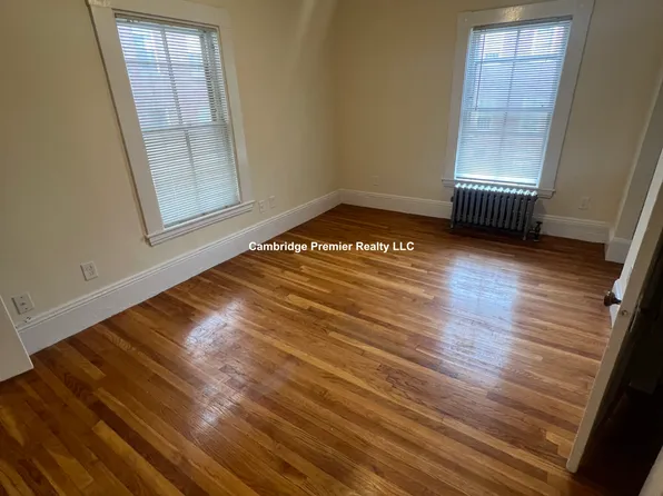 381 Harvard St, Cambridge, MA