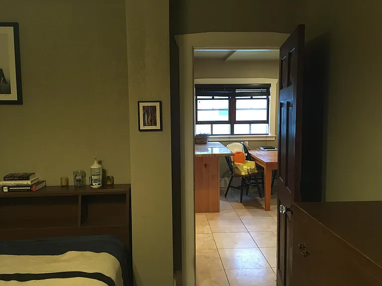 1382 S Green St — Photo 19