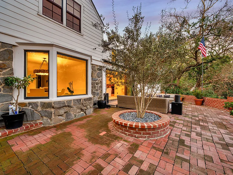3100 Coldwater Canyon Ave — Photo 95