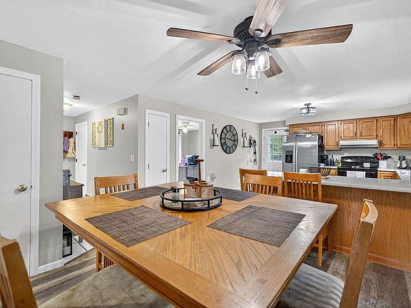 5th image of 17 Westminster Drive