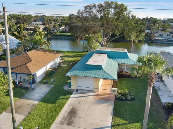 834 108th AVE N, NAPLES, FL 34108
