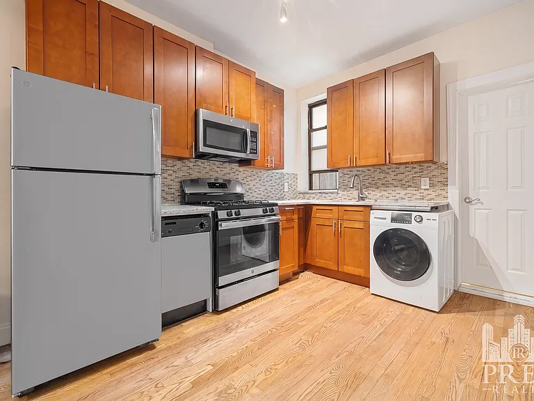 227 E 81st St #4E — Photo 1