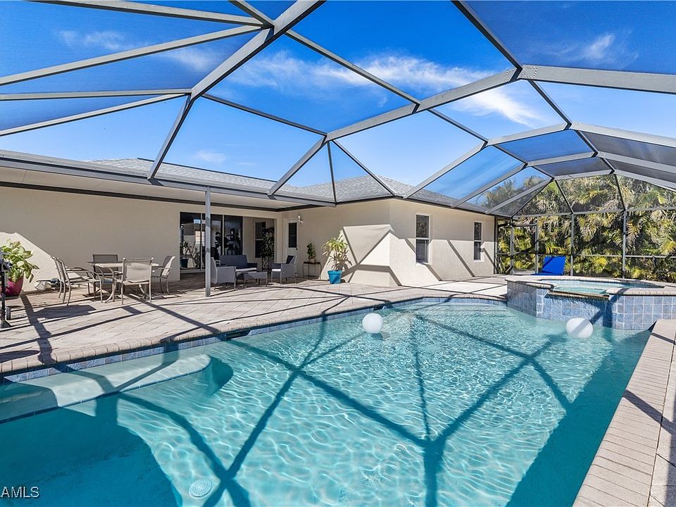 1st image of 3023 SW 15th Pl