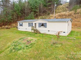 141 Thomas Branch Rd, Marshall, NC 28753