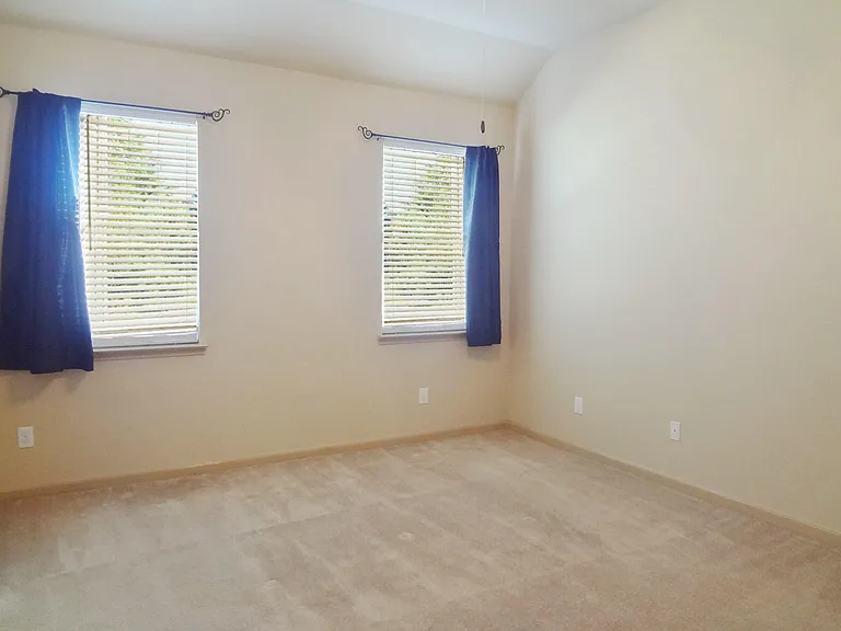 24510 Avellino Ct — Photo 15