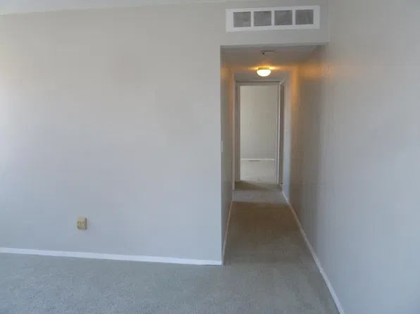 23672 N Rockledge #1, Novi, MI 48375