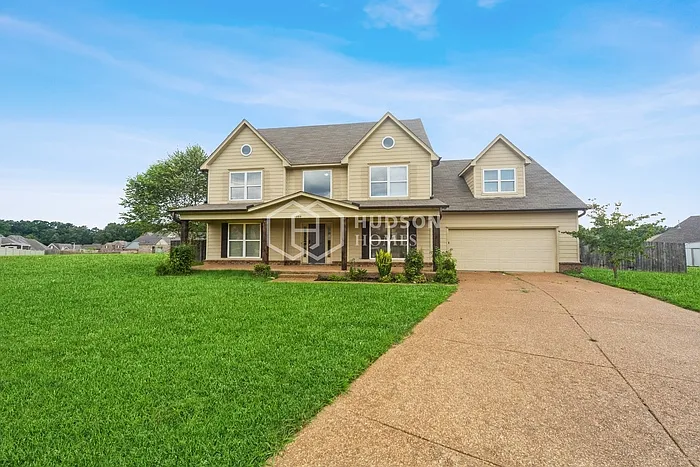 4 bed, 2.5 bath, 2775 sqft, $2,680 — Photo 3
