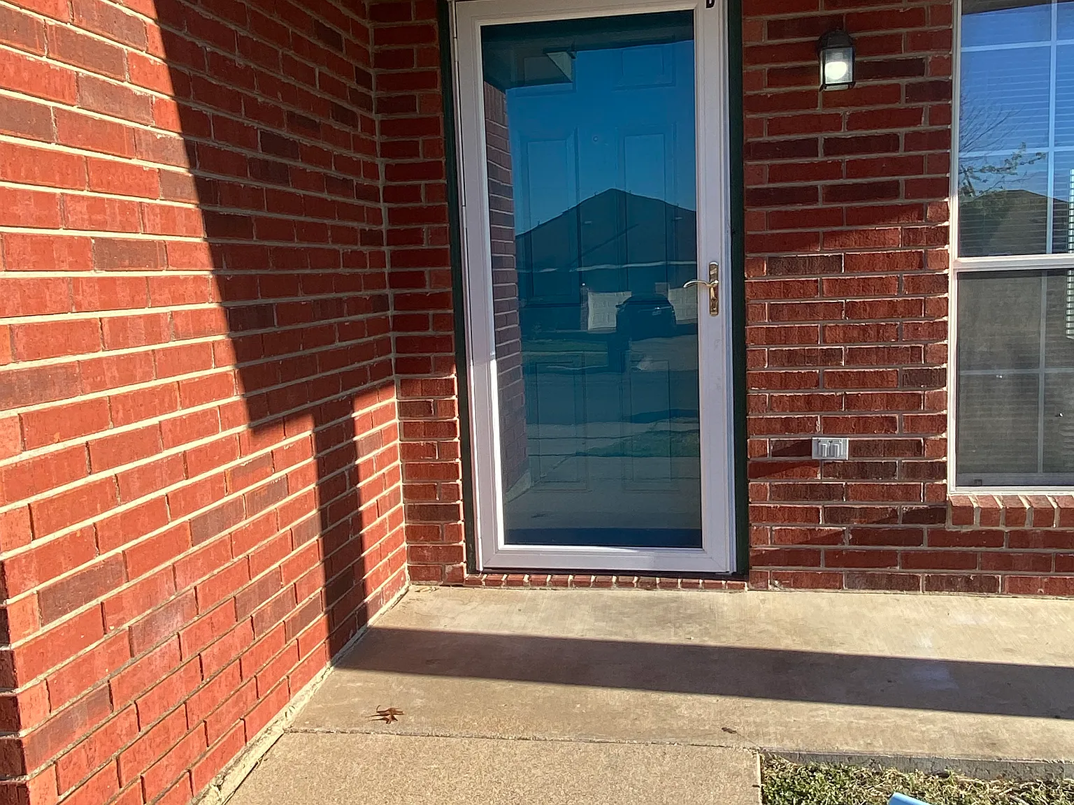 3 bed, 1151 sqft, $1,100 — Photo 2
