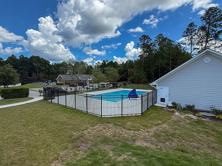 172 Huzzas Cir — Photo 49
