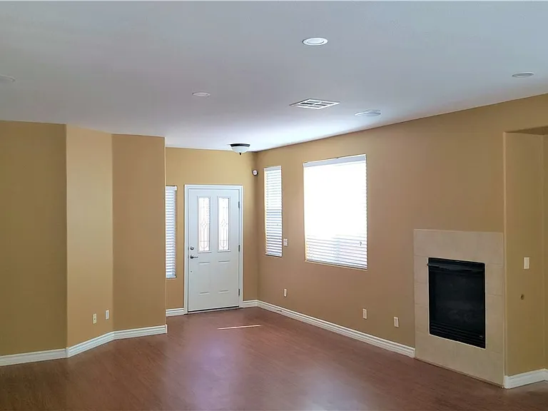 2819 Dunnottar Ave — Photo 13