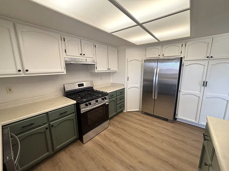 20312 Dean Ct — Photo 11