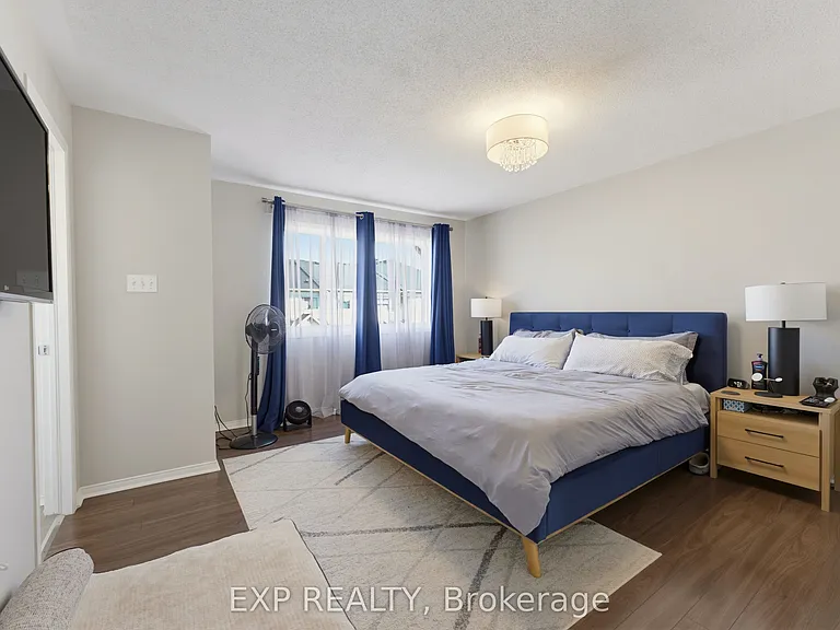 2215 Silverado Cres — Photo 19