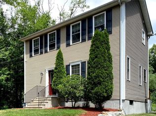 15 Kimberly Ct, Cumberland, RI 02864