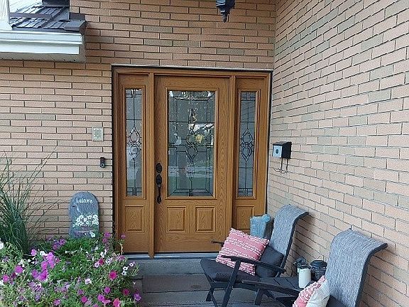3rd image of 1604 Moreland Dr