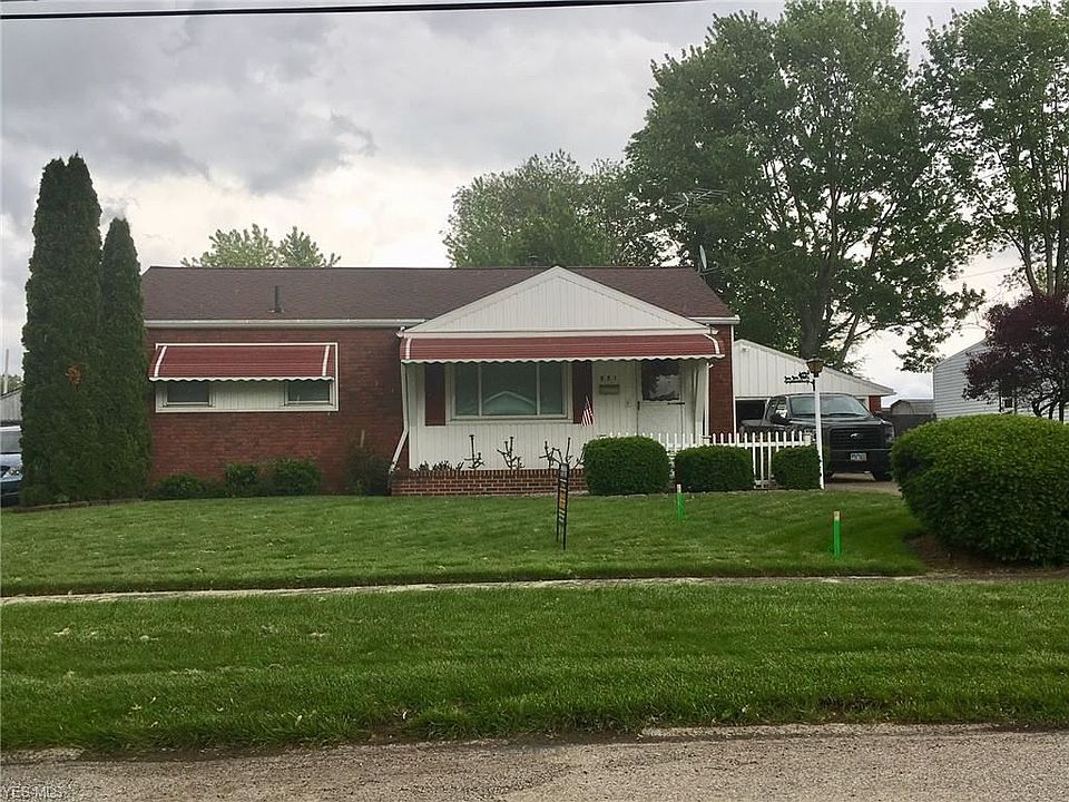 1st image of 271 White Oak Dr