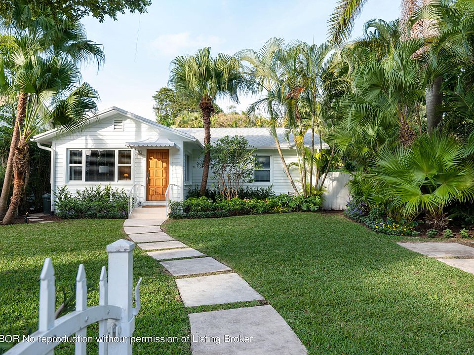 1st image of 207 Miraflores Dr