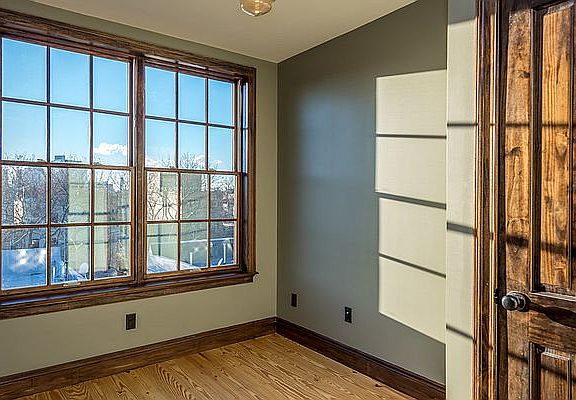 4th image of 45 Newell St #2C