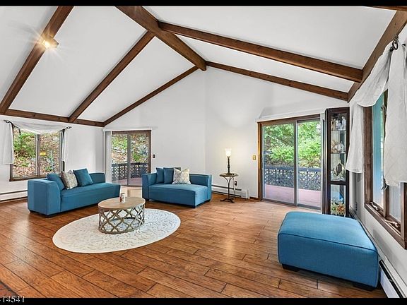 2nd image of 56A Sleepy Hollow Rd