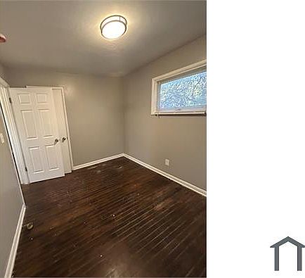4th image of 4063 E 69th Ter