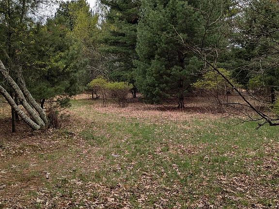 5th image of Jennifer Ln #45A