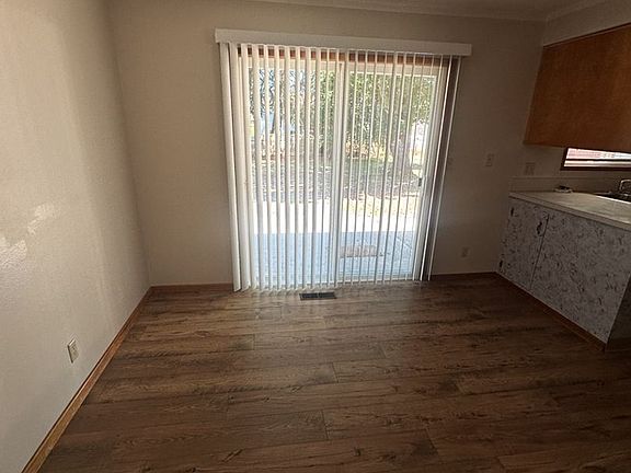 5th image of 12307 NW 36th Ave