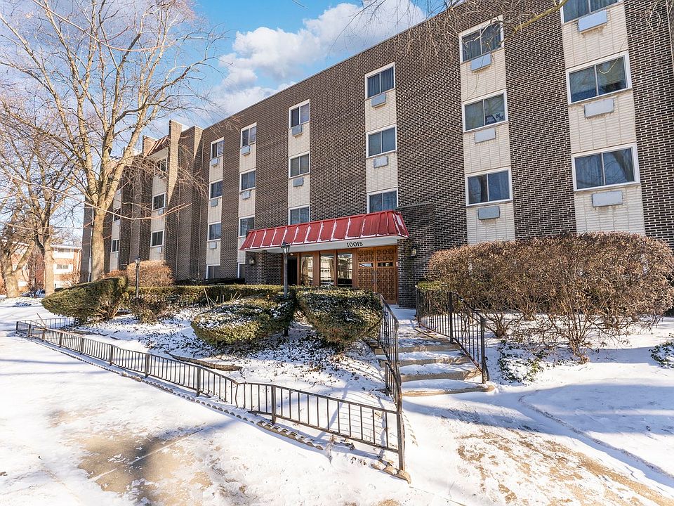 1st image of 10015 Beverly Dr APT 404