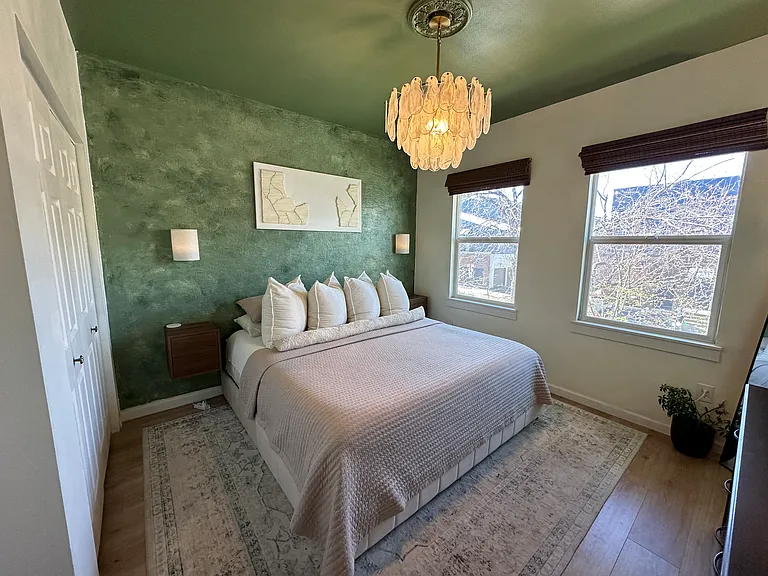 2818 Syracuse St #221 — Photo 36