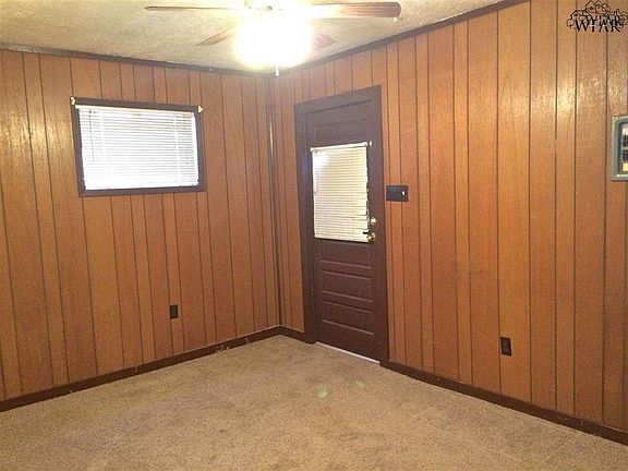 5th image of 1030 Wesley Dr