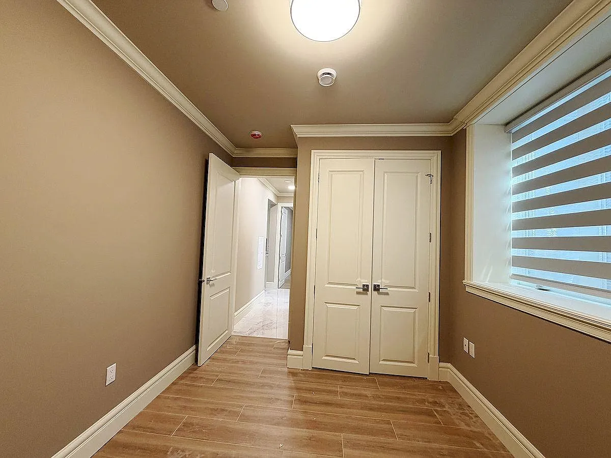 2 bed, 750 sqft, $2,900 — Photo 4