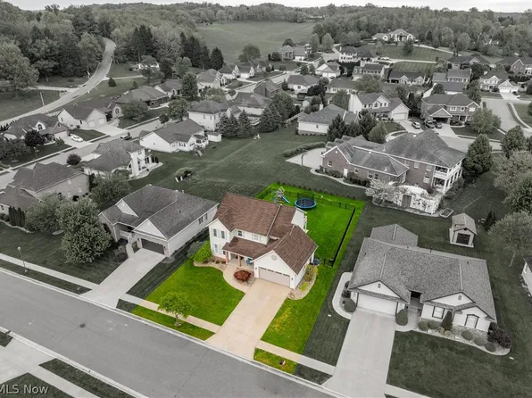 1319 Parkdale Dr, Dover, OH 44622