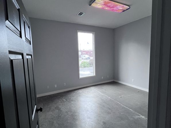 400 W Cherry St #1