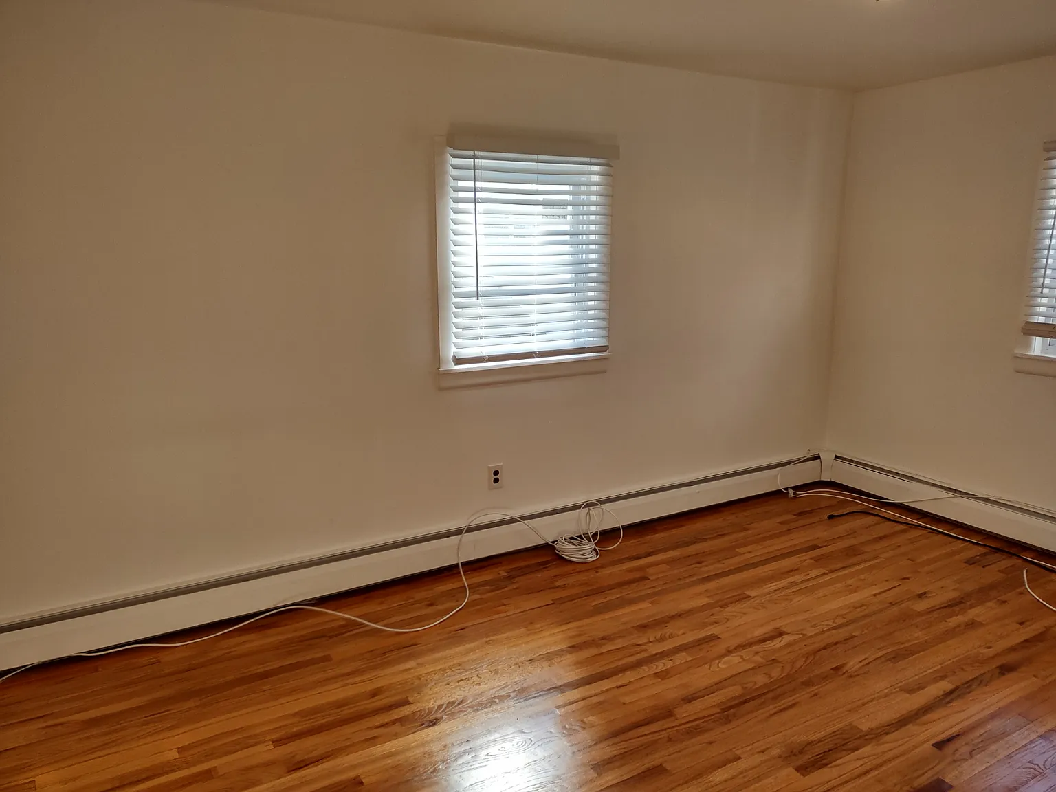 2 bed, 1050 sqft, $2,095 — Photo 4