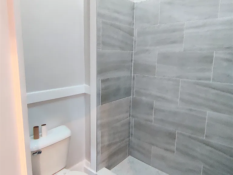 5-7 Nine N Main St #2 — Photo 6
