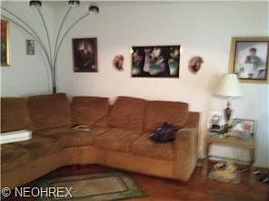 2nd image of 552 Miller Ave
