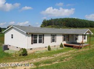 4979 Lizzie Gunn Rd, Pulaski, VA 24301