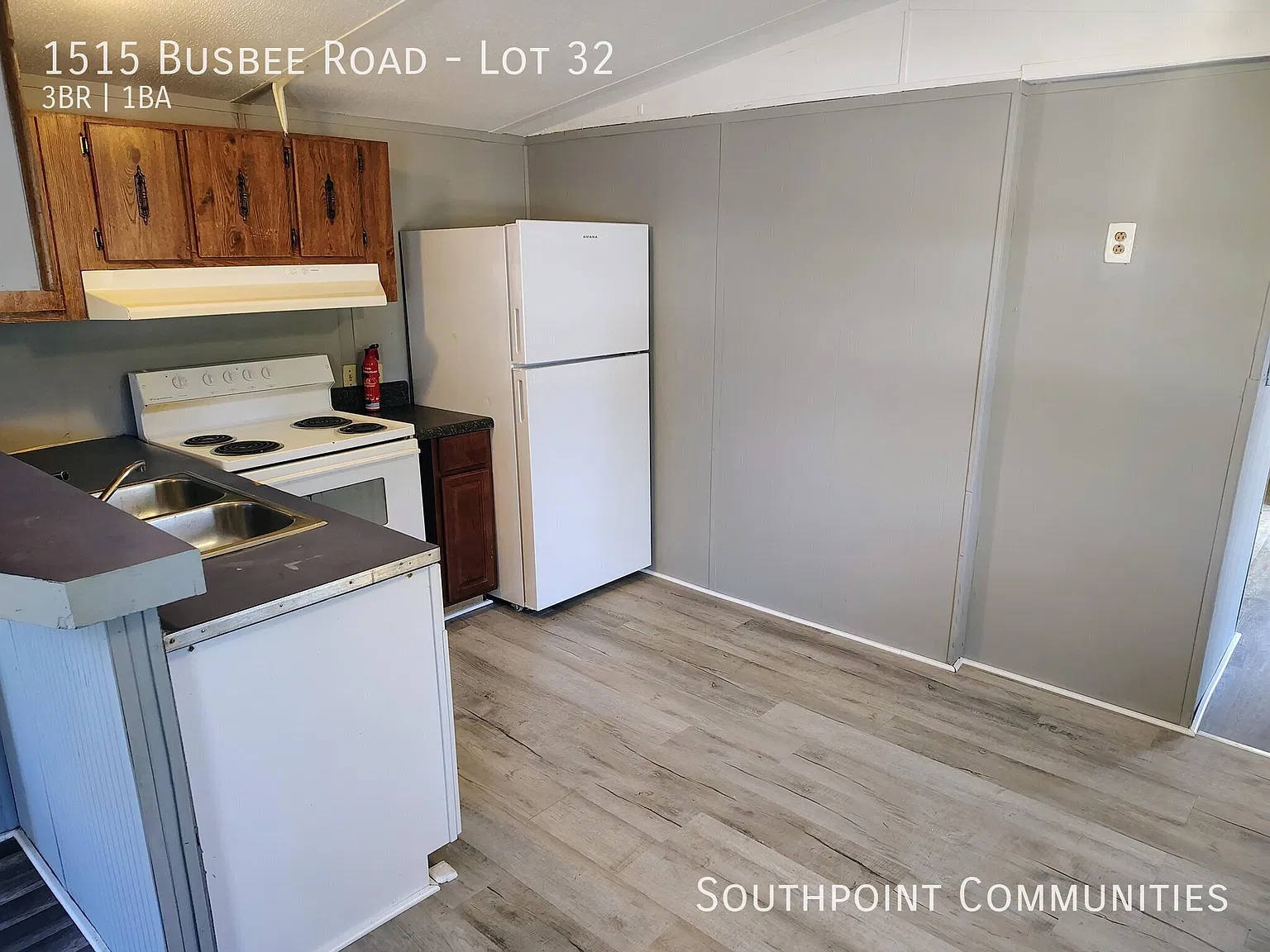 3 bed, 840 sqft, $900 — Photo 3