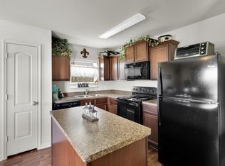 1808 Douglas St, Howe, TX 75459